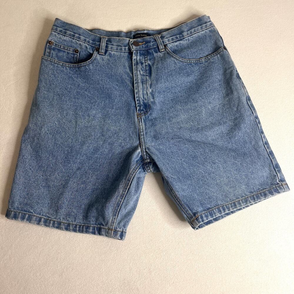 Club Room Vintage Med Wash Mom Blue Jeans High Rise Shorts size 34